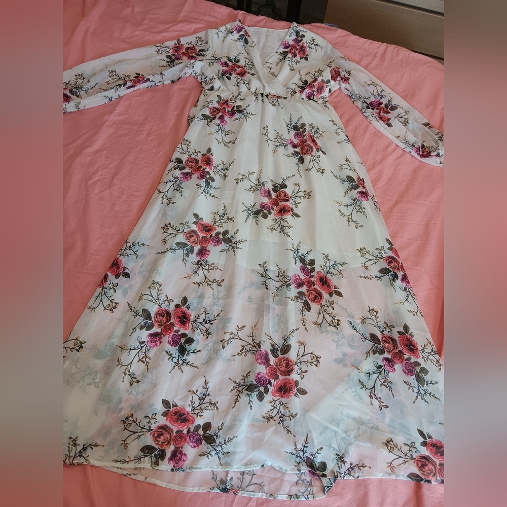 Elegant Sheer Floral Maxi Dress VNeck 3XL EUC White